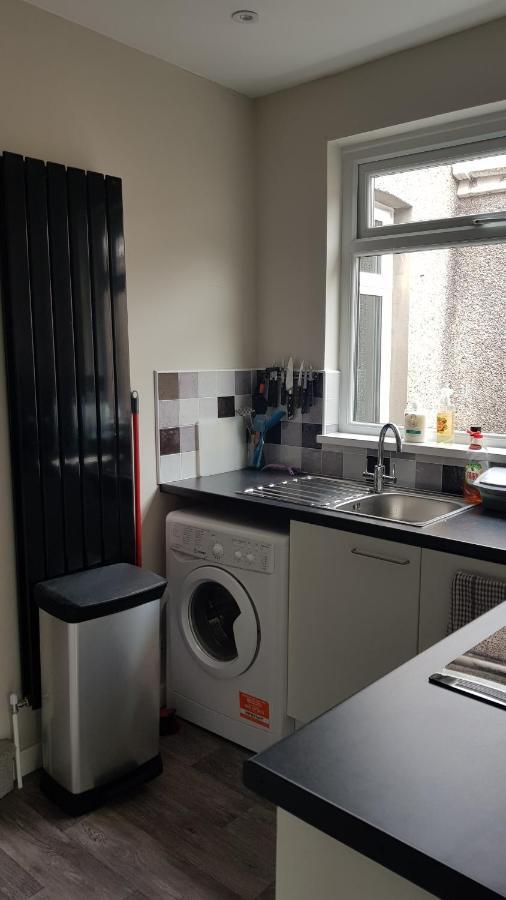 Art Studio Apartment Briton Ferry Ngoại thất bức ảnh